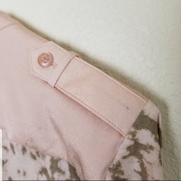 Calvin klein| snake print button down blouse - Picture 4 of 5